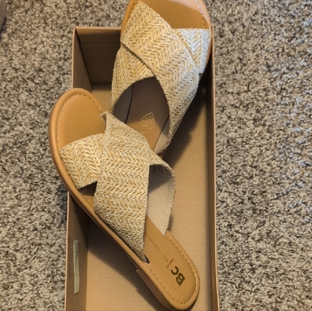 Women's Cream Sandals